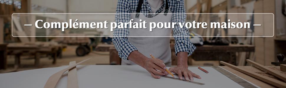 panier-a-linge-sur-pieds
