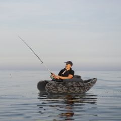 Costway Bateau Gonflable Pneumatique Pêche avec Sangles Ajustables Poches de Rangement Charge Max.160 KG 136x105x54cm