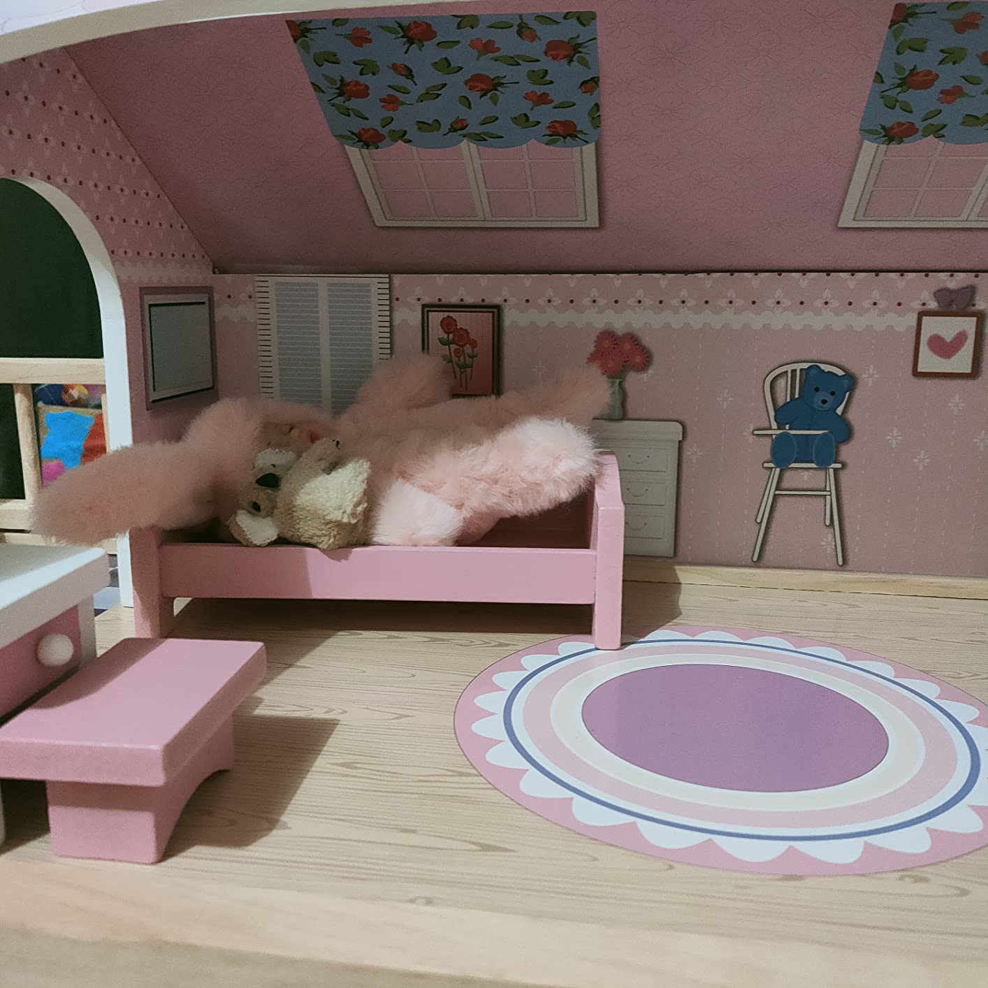COSTWAY Maison de Poupée en Bois à 3 Etages avec 5 Pièces et 10 Meubles,  Maison Barbie Rose avec Autocollants Princesses, Jeu d'Imitation pour  Enfants de 3-7 Ans, 60 x 25 x 70 cm